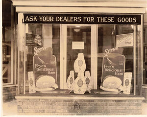 Frye-owned market window display, Yakima, WA, 1910–1950
