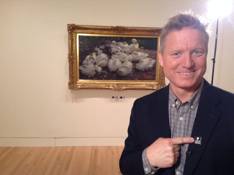 King 5 Evening Magazine filming in #SocialMedium galleries. 