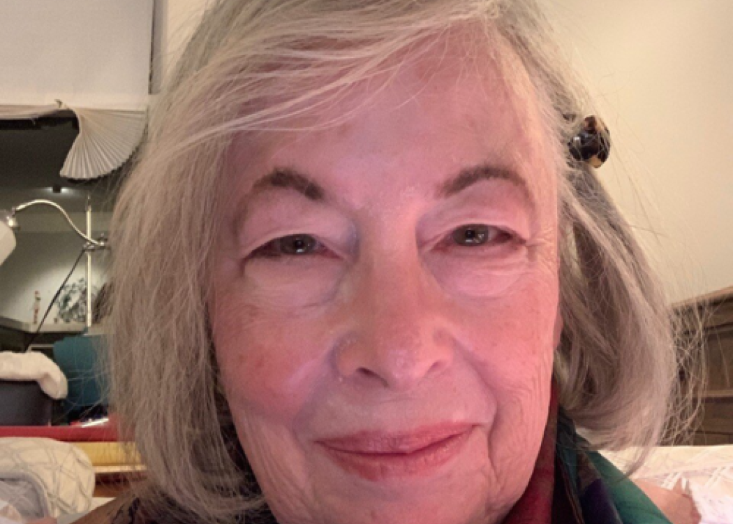 Volunteer Spotlight: Elizabeth Ohlson (She/Her/Hers)
